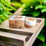 Best Peach Milk Moisturizer Cream for healthy glowing skin with deep hydration, softness, and natural skincare nourishment.
